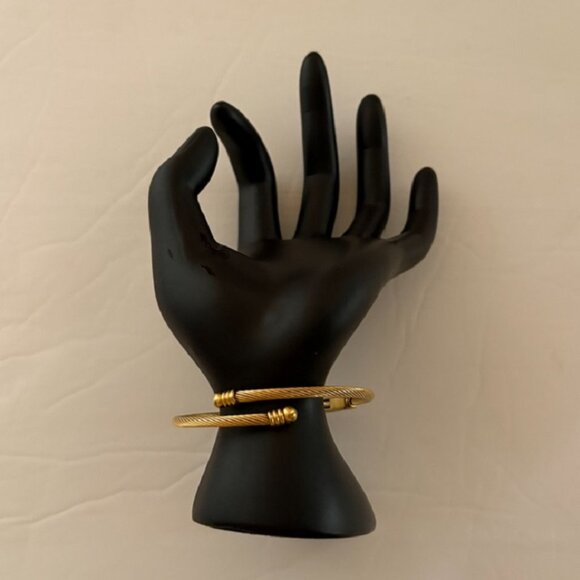 Inspire Me "She Believe She Could So She Did" Gold Bracelet - Picture 3 of 5